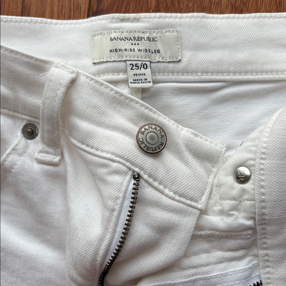 Banana Republic Factory Wide-Leg High Rise Jeans Pure White 25P Petite EUC - Picture 4 of 10